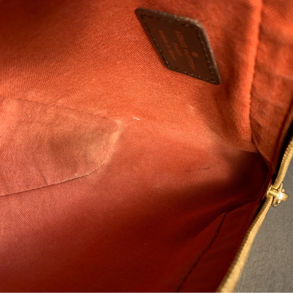 Louis Vuitton Geronimos Waist/Bum Bag Damier Canvas w/Red Interior *Authentic* - Picture 12 of 16